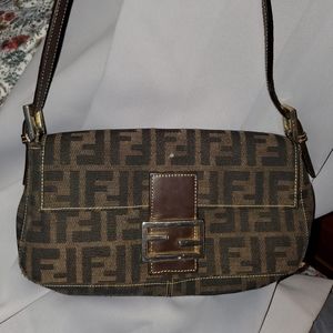 Fendi Baquette Zucca